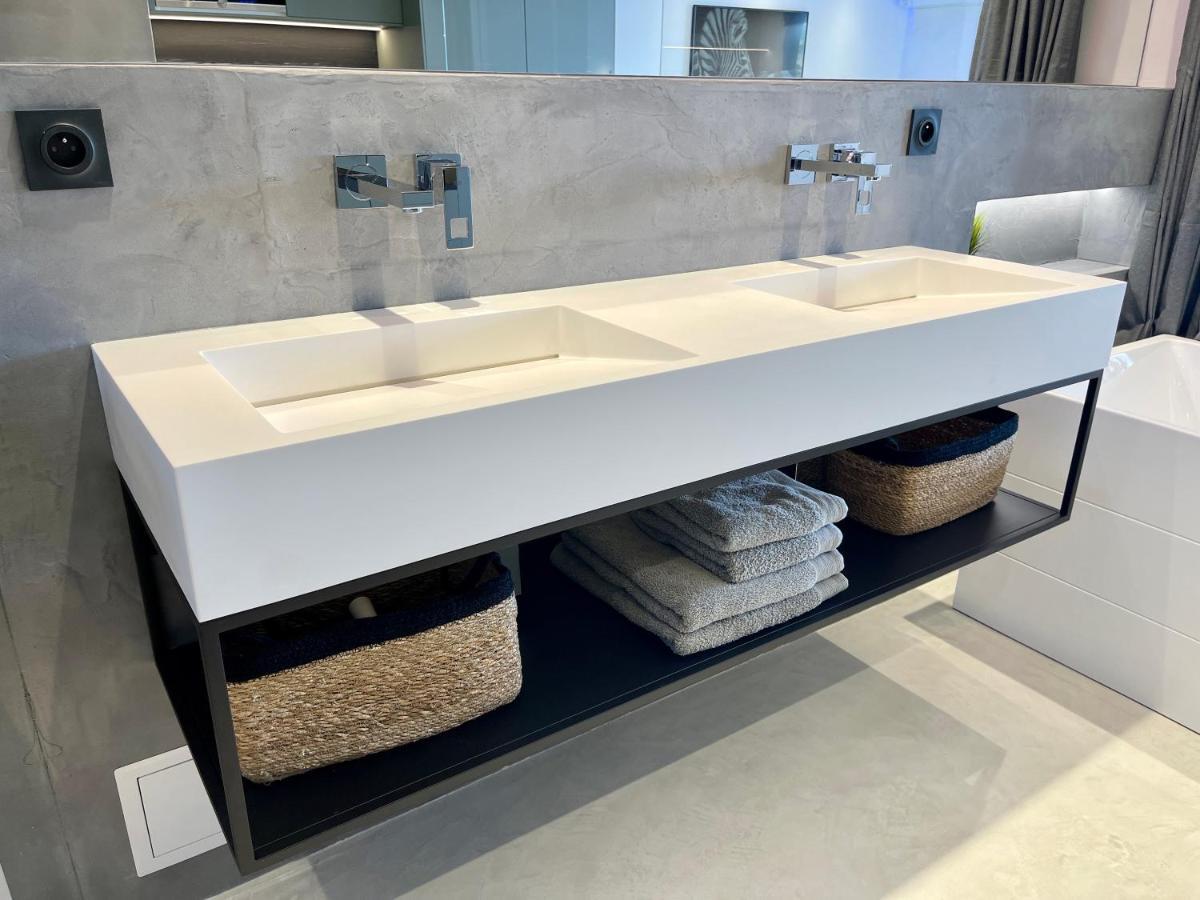 Appartement Neuf Climatise - Vue Mer Saint-Tropez - 50M Plage Et Port - Piscine Gassin Exteriér fotografie